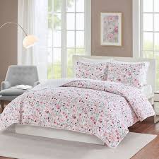 Credit must be given to sophienwong & hazel ramirez. Madison Park Essentials Quilt Set With Shams Quilt Sets Floral Quilt Bedding Luxury Bedding Sets