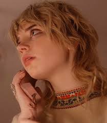 Sophie Thatcher's Edits from Yellowjackets Performance