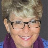 Iris Benz's Instagram, Twitter & Facebook