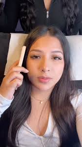 Eyes so blue, I drown 😍