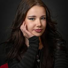 Brand & Headshot Photographer