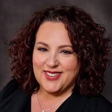 Michelle Heintz's Instagram, Twitter & Facebook