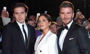 Ils filent le parfait amour depuis sept mois. The Secret Behind Brooklyn Beckham S Engagement Photo Hello