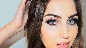 Top model and beauty blogger