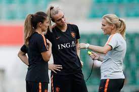 Netherlands coach sarina wiegman shrugs off her players' noisy celebrations to revel in her team's women's euro triumph. Wiegman Wordt Na Olympische Spelen Coach Van Engeland Geweldig Dat Ik Hier Mag Werken Nederlands Voetbal Ad Nl