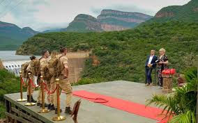 J'enfile mes chaussures de running et je suis le plus heureux, nous disait cet ancien champion d'athlétisme passionné de. Je Suis Une Celebrite Sortez Moi De La Revient Sur Tf1 Le Parisien
