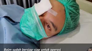 Mata sebelah kiri kedutan bisa berarti bahwa mata anda kering. Mata Kiri Tak Bisa Lihat Karena Penyakit Ini Baim Wong Takut Dioperasi Semoga Gak Kenapa Napa Tribun Jakarta