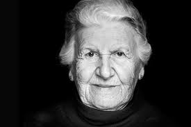 The Last Swiss Holocaust Survivors: Keeping the memory alive