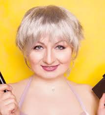 Short haircuts for fat faces over 60. 15 Best Short Haircuts For Fat Women To Look Cute