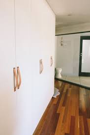 Produits Vedettes Poignees En Cuir Buk Nola Idee Deco Dressing Poignee Placard Amenagement Placard