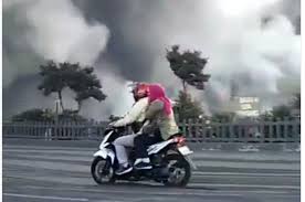 We did not find results for: Waspada Erupsi Gunung Tangkuban Parahu Bisa Bikin Motor Jebol Ini Sebabnya Semua Halaman Motorplus