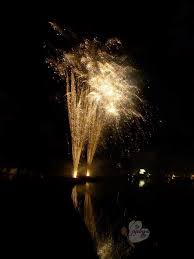 Photo en coeur avec texte et fond personnalisable. Gifs Feux D Artifice Page 7 Feu D Artifice Gif Feu D Artifice Gifs
