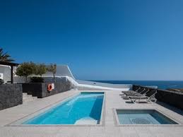 Luxuriose Villa Am Meer Mit Privatem Beheiztem Pool Und Meerblick Villa Am Meer Villa Ferienhaus