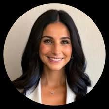 Lauren Toscano's Instagram, Twitter & Facebook