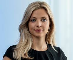 Jess Henry's Instagram, Twitter & Facebook