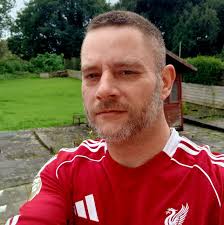 Listening to bleach🤘🏻 what's your favourite song off the album?