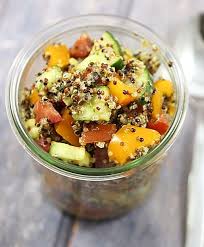 Quinoa Powersalat Mit Tomaten Und Avocado Von Kapelonia Chefkoch Rezept Power Salat Quinoa Rezepte