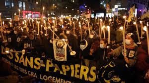 Le souci du respect des droits de l'homme et le devoir de. Sans Papiers Plus D Un Millier De Personnes Ont Defile Dans Le Calme A Paris
