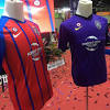 Secara rasmi johor darul ta'zim (jdt) perkenalkan dan melancarkan jersi baharu jdt musim 2017/2018.tahun 2016, jdt menyarung jersi tajaan syarikat sukan terbesar jerman iaitu adidas. 1