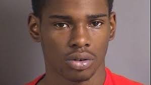 Police: Fleeing shoplifter punched Hy-Vee employee