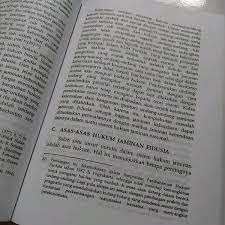 Dalam bukunya pengantar hukum adat, bushar muhammad mengartikan hukum adat sebagai berikut. Jual Hukum Jaminan Fidusia Suatu Kebutuhan Yang Didambakan Di Lapak Yohanayasrain Bukalapak