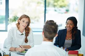 Zu den 15 häufigsten fragen im bewerbungsgespräch gehören auch einige fragen zum privatleben. Top Fragen Im Bewerbungsgesprach Recruiting Tipps Robert Half