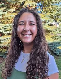 Kendra Carrillo's Instagram, Twitter & Facebook