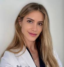 Profile for Derma by Dr. Rebeca De Miguel