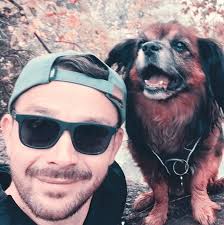 Bonjour à tous Nouveau concept canin en création 7600 Péruwelz . Encore  quelques étapes avant l'ouverture de notre centre d'apprentissage et de  loisirs canin . Merci de répondre au sondage et n'hésitez