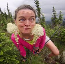 Inexpensive 9" x 12" frames with mats