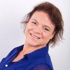 Angela Samson (@ascsamson)