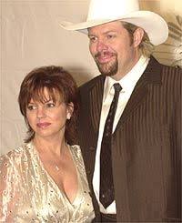 Toby Wife Tricia Keith Famous Couples Celebrity Couples Celebrity Pictures