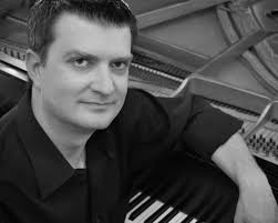 Steve Kummer's Instagram, Twitter & Facebook