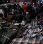 shuts border post migrants cross