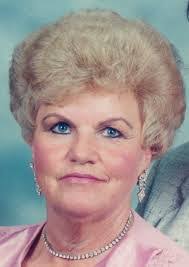 Carolyn Bailey's Instagram, Twitter & Facebook