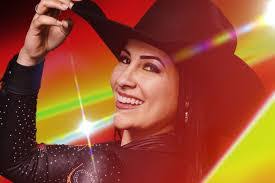 Amanda Posa's Instagram, Twitter & Facebook