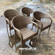 Kursi Outdoor Rotan Sintetis Premium Material : Rangka Allumunium, Anyaman Rotan Sintetis Premium Finishing/Warna : Sesuai Permintaan ---------------------------------- Info harga dan pemesanan hubungi : ☎️: +6285229369086 📧: merotanindonesia@gmail ...