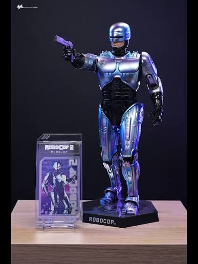 RoboCop 2 - 1/6th scale RoboCop Collectible Figure Blogger Photos】 “RoboCop”  is regarded as a classic sci-fi action film beloved by many fans. The story  follows RoboCop, a cyborg law enforcement off