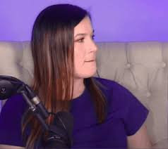 Abbey Sharp, “no nonsense dietician”, releases expensive protein powder  which isn't scientifically backed : r/DoWeKnowThemPodcast