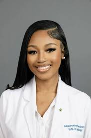 Funmi Williams (funmilayowilliams1997)