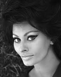 Sophia Loren in Naples, Italy, 1961. In early 1960s Europe, female body  hair was far less taboo than in American media where razor companies were  heavily marketed. Loren was already a global