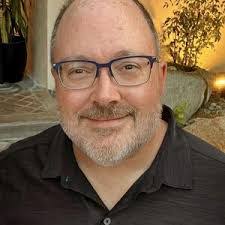 Darrell Baum's Instagram, Twitter & Facebook