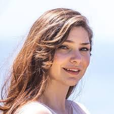 Shayna Vazquez's Instagram, Twitter & Facebook