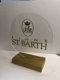 Именная награда на заказ, статуэтки из акрила с логотипом