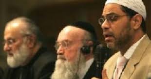 Rabbis and Imams discuss halacha and shariah.