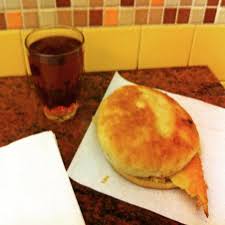 The cinque terre is an eastern ligurian destination known all over the world. Cinque E Cinque Con Spuma Bionda L Ideale Picture Of Torteria Da Gagarin Livorno Tripadvisor