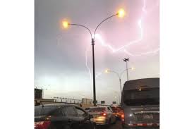 Rayos, relámpagos y truenos en lima. Truenos Y Relampagos En Lima Podrian Repetirse Hasta El Miercoles 26 De Mayo Noticias Agencia Peruana De Noticias Andina