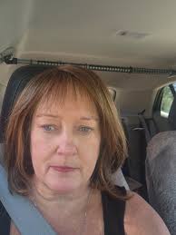 Marta Wray's Instagram, Twitter & Facebook