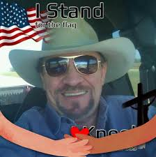 Introducing one bad ass Studebaker owned by Shawn & DeShana Mclemore from  Vernon, Alabama. The chassis was built in '99 by Alan Pittman Race Cars.  It's powered by a 521 BAE 8X