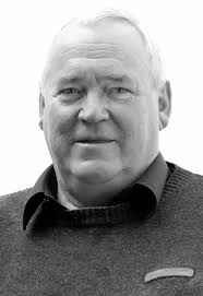 Spending doubts spur Harrex to stand